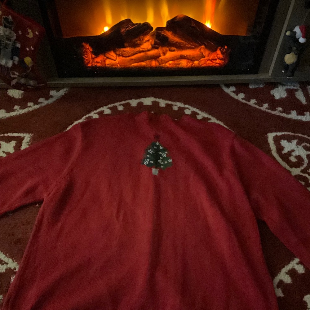 Fun and Whimsical, vintage Christmas Tree Cardigan - Picture 11 of 12